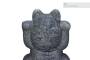 6 - Statua Maneki-neko in ceramica – Gatto portafortuna - altezza 21 cm.