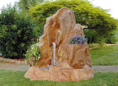 2 - Cascata Monaco cm. 142x70xh.148 con pompa, composta da 2 pezzi