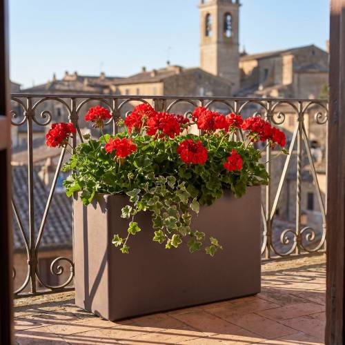Balconetta rettangolare in resina Fenice h. 55 cm.