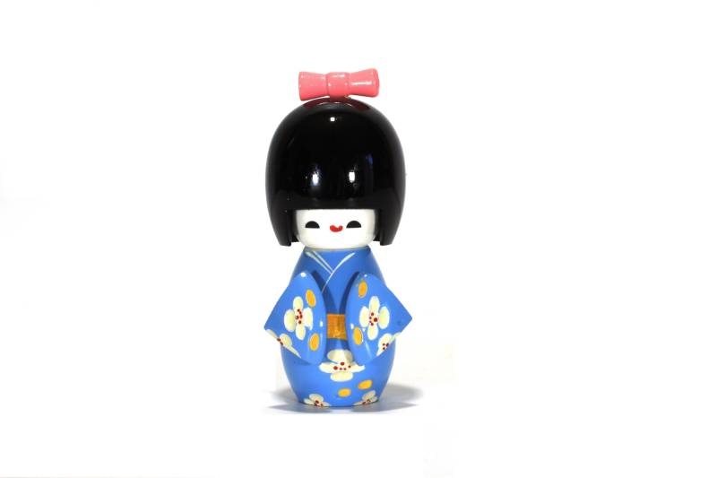 142 - Bambola giapponese in legno KOKESHI - h. 15 cm.