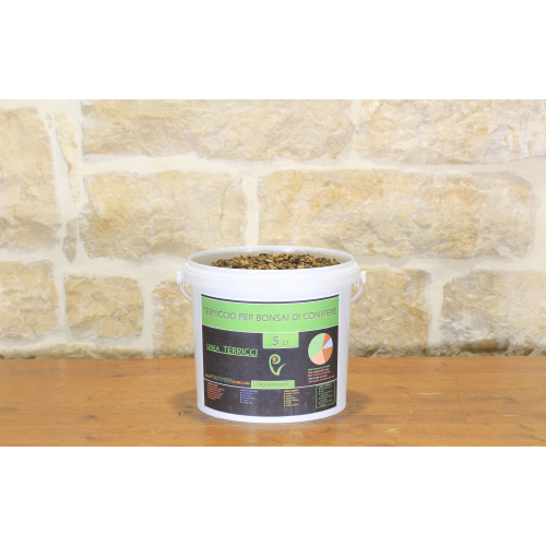 Ready-made soil for conifer bonsai - in 5 liter bucket.