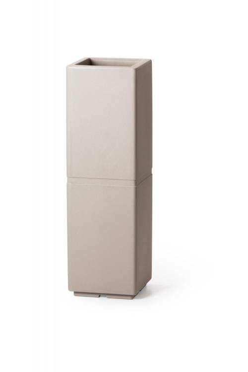 2 - Colonna in resina Patio h. 80 cm.