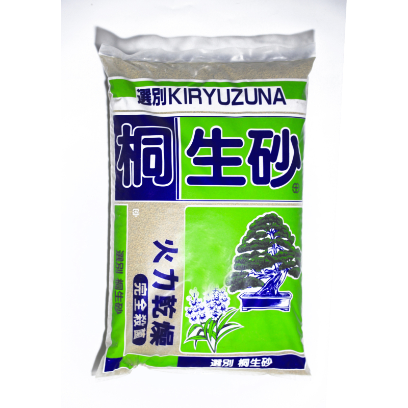 Kiryuzuna-Erde für Bonsai-Koniferen – 2 mm Körnung – 15-Liter-Beutel.